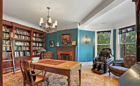 34 Logan Loop Highland Park IL 60035