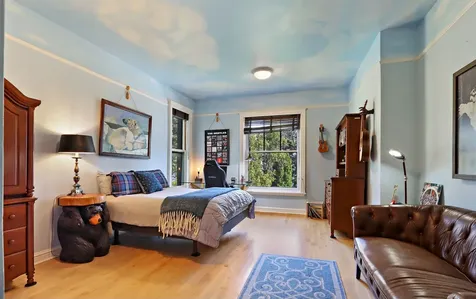 34 Logan Loop Highland Park IL 60035