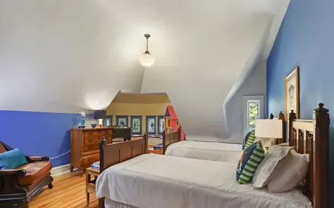 34 Logan Loop Highland Park IL 60035