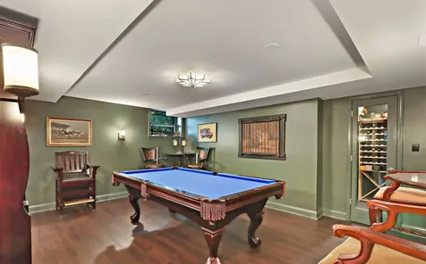 34 Logan Loop Highland Park IL 60035