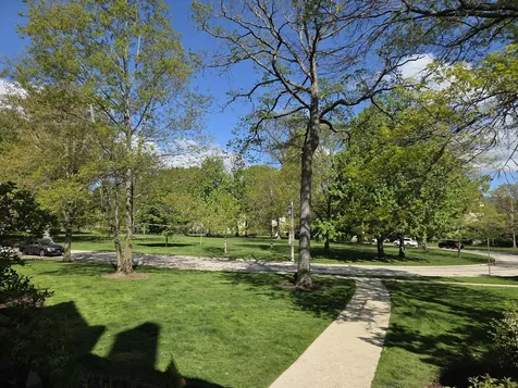 34 Logan Loop Highland Park IL 60035