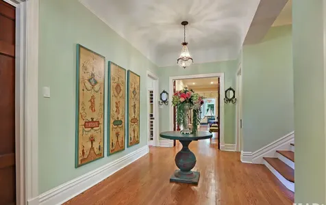 34 Logan Loop Highland Park IL 60035