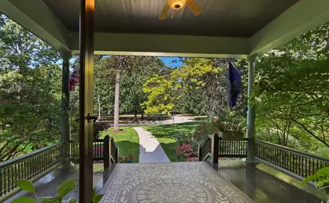 34 Logan Loop Highland Park IL 60035