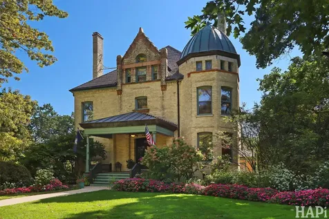 34 Logan Loop Highland Park IL 60035