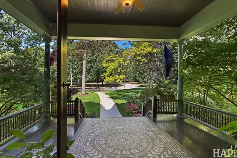34 Logan Loop Highland Park IL 60035