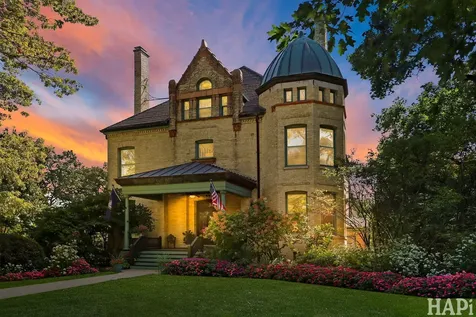 34 Logan Loop Highland Park IL 60035