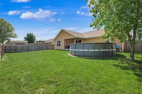 1430 Honeysuckle Lane Farmer City IL 61842