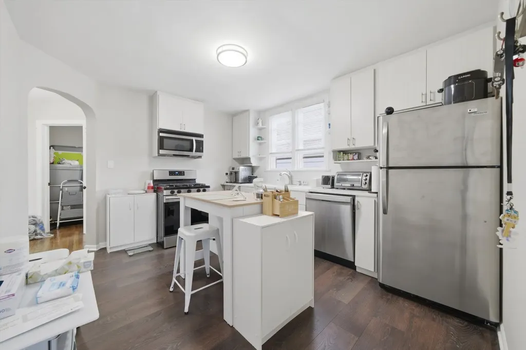 3907 North Nottingham Avenue Chicago IL 60634