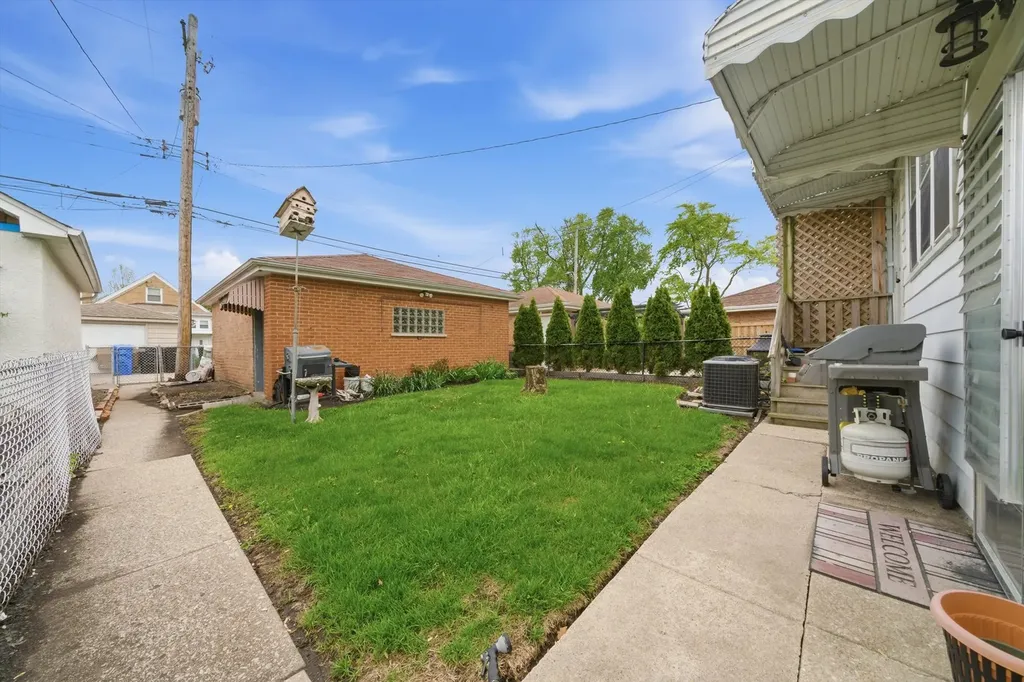 3907 North Nottingham Avenue Chicago IL 60634