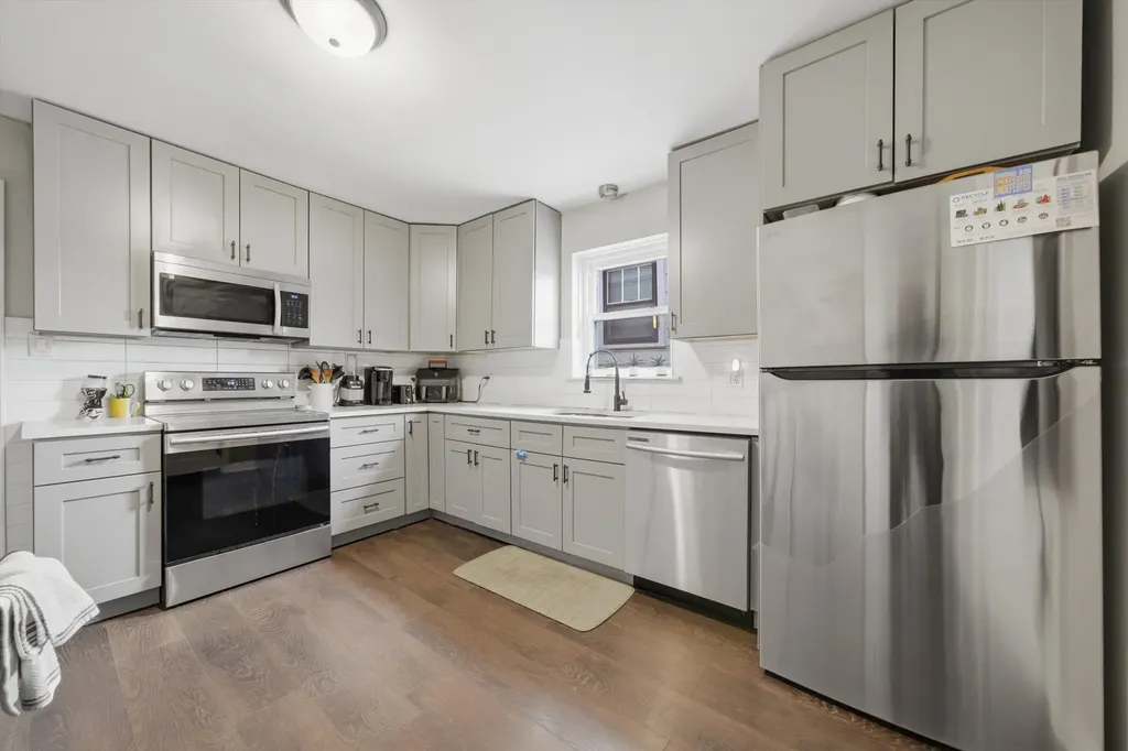 3907 North Nottingham Avenue Chicago IL 60634