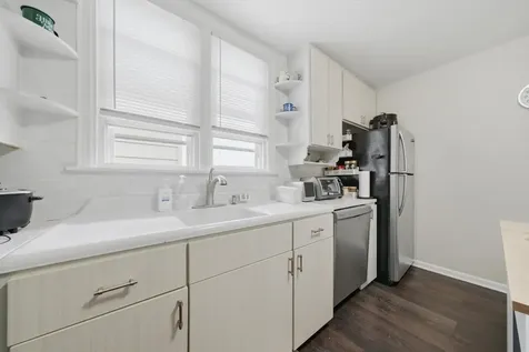 3907 North Nottingham Avenue Chicago IL 60634