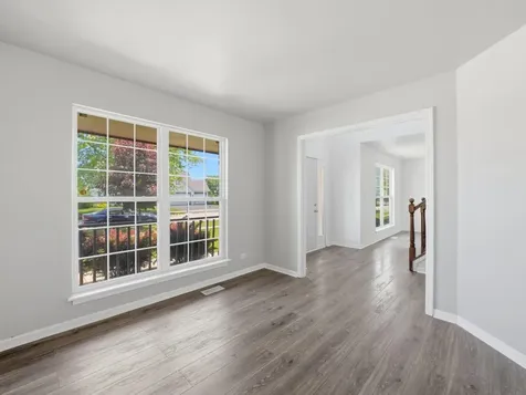 225 Parkside Lane Oswego IL 60543