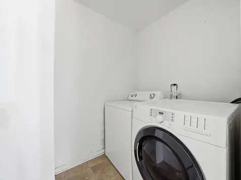225 Parkside Lane Oswego IL 60543