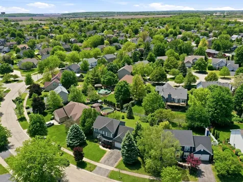 225 Parkside Lane Oswego IL 60543