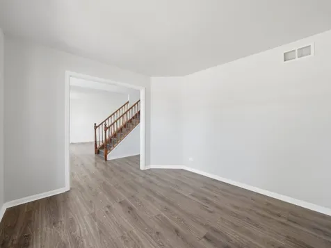 225 Parkside Lane Oswego IL 60543