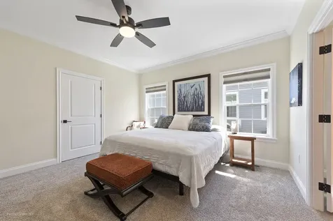 167 Hialeah Lane Grayslake IL 60030