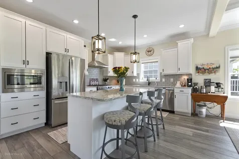 167 Hialeah Lane Grayslake IL 60030