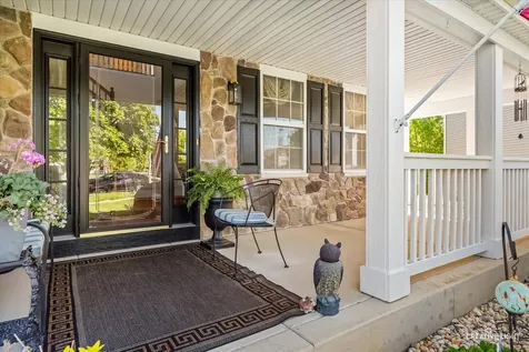 2521 Lyman Loop Yorkville IL 60560