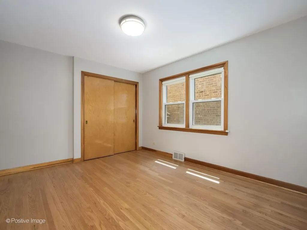6038 North Austin Avenue Chicago IL 60646