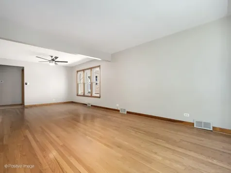 6038 North Austin Avenue Chicago IL 60646