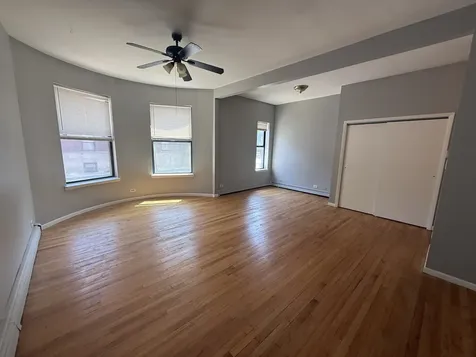 368 East 59th Street Chicago IL 60637