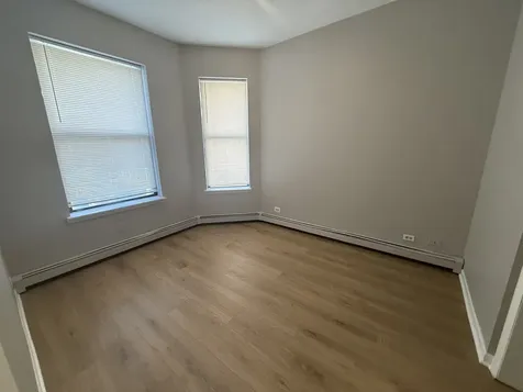 368 East 59th Street Chicago IL 60637