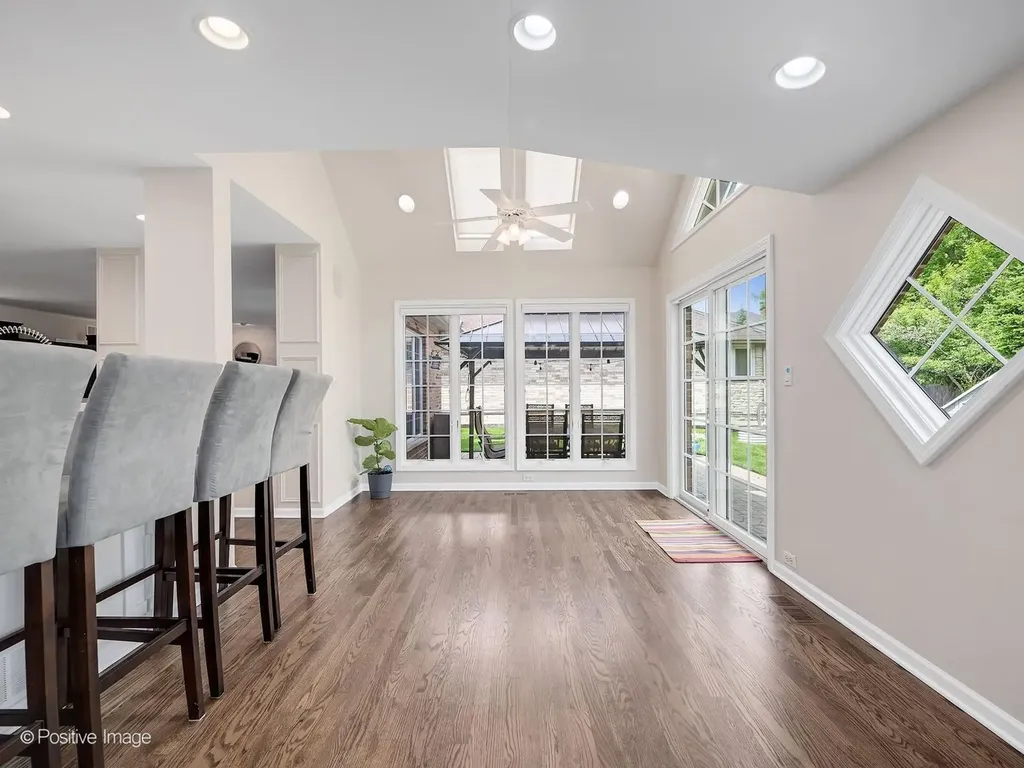 21W768 Mccarron Road Glen Ellyn IL 60137