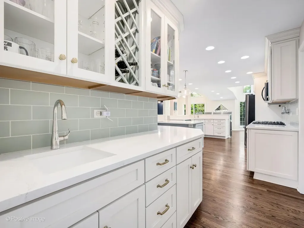 21W768 Mccarron Road Glen Ellyn IL 60137