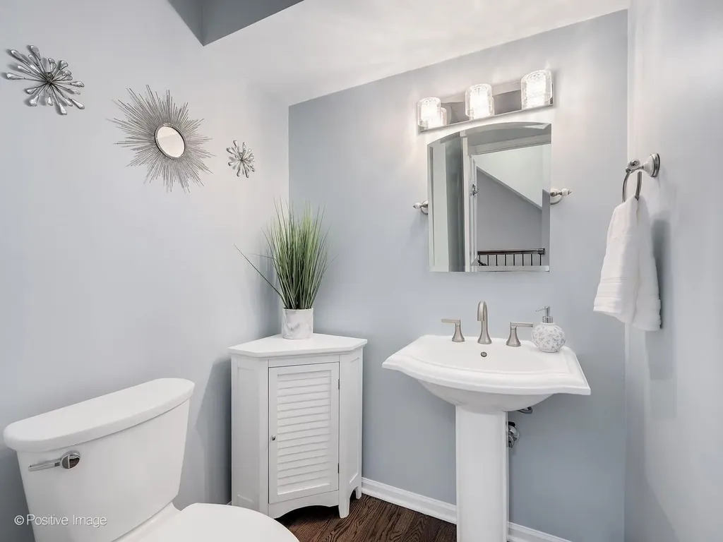 21W768 Mccarron Road Glen Ellyn IL 60137