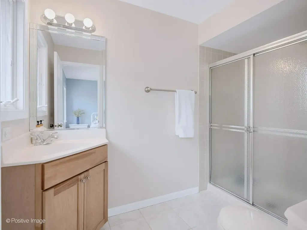 21W768 Mccarron Road Glen Ellyn IL 60137