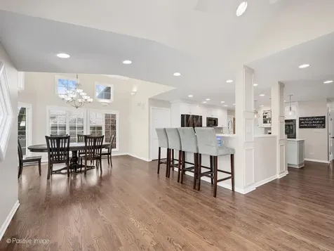 21W768 Mccarron Road Glen Ellyn IL 60137
