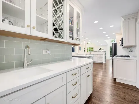 21W768 Mccarron Road Glen Ellyn IL 60137