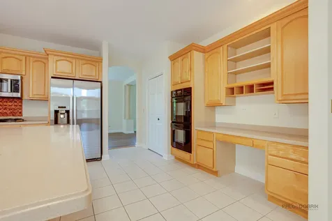 2224 Cathedral Court Gurnee IL 60031
