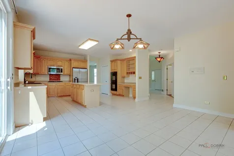 2224 Cathedral Court Gurnee IL 60031