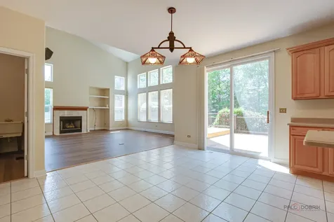 2224 Cathedral Court Gurnee IL 60031