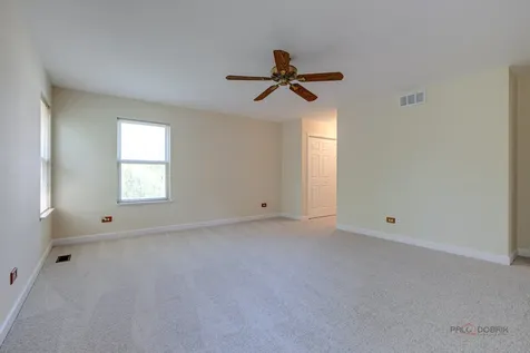 2224 Cathedral Court Gurnee IL 60031
