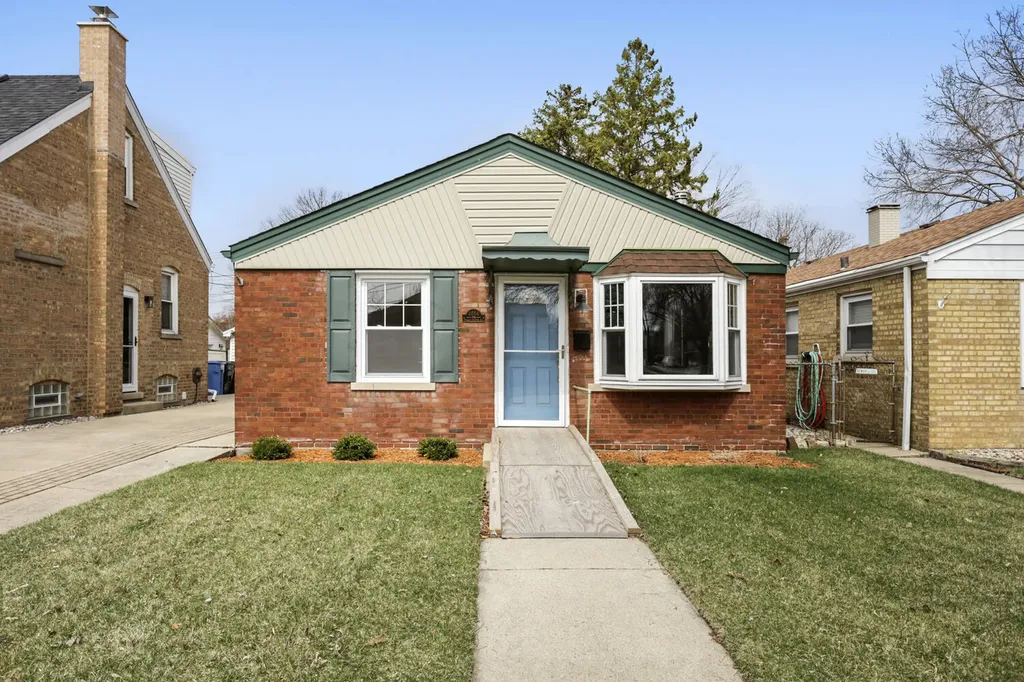 3504 West 107th Street Chicago IL 60655