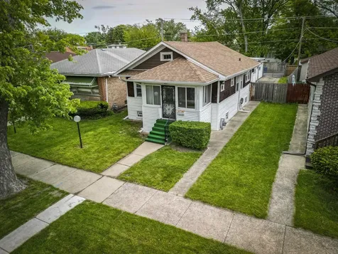 1427 South 21st Avenue Maywood IL 60153