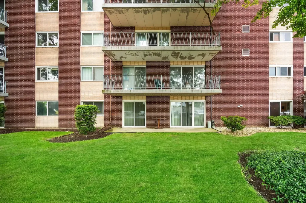 2900 Maple Avenue Downers Grove IL 60515