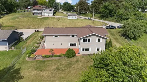 811 16TH Street Fulton IL 61252