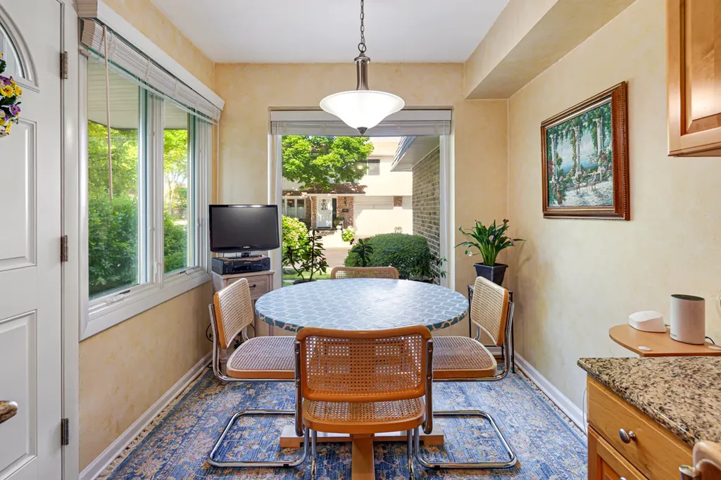 223 Pin Oak Drive Wilmette IL 60091