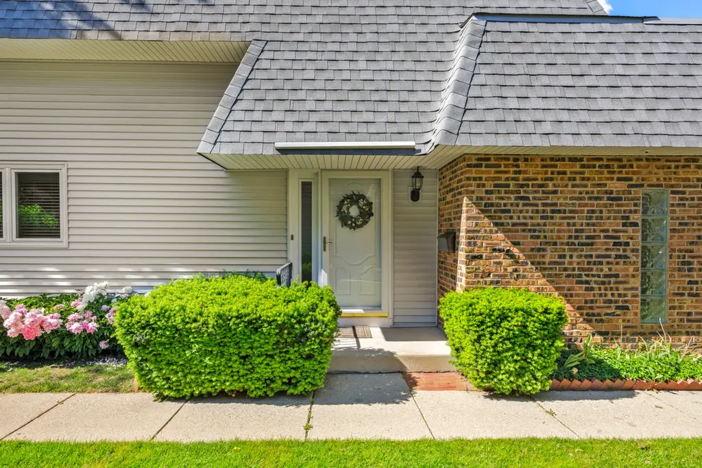 223 Pin Oak Drive Wilmette IL 60091