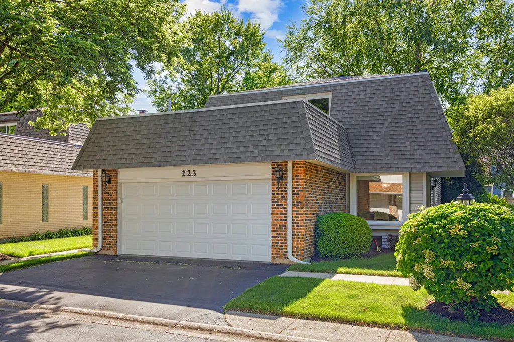 223 Pin Oak Drive Wilmette IL 60091
