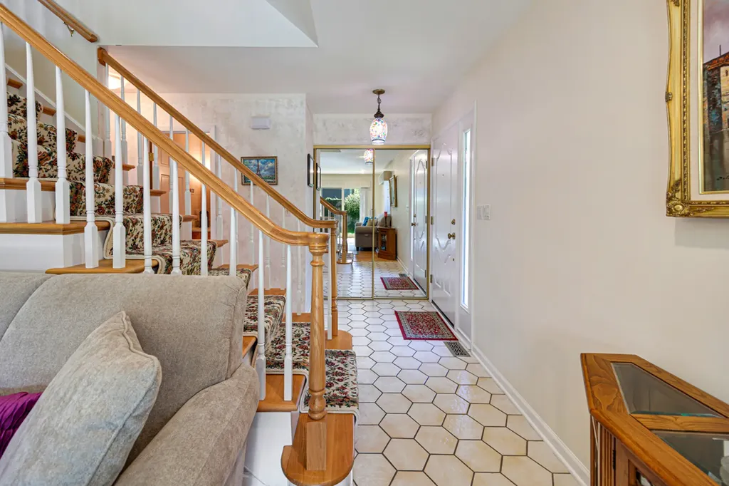 223 Pin Oak Drive Wilmette IL 60091