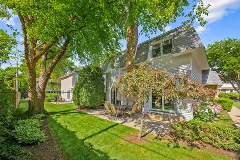223 Pin Oak Drive Wilmette IL 60091