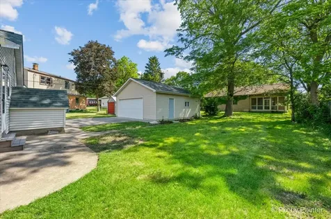 236 Short Street East Dundee IL 60118