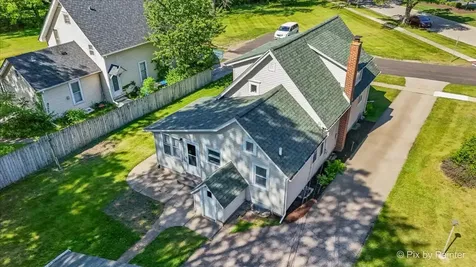 236 Short Street East Dundee IL 60118