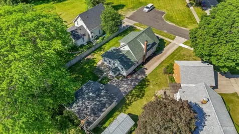 236 Short Street East Dundee IL 60118
