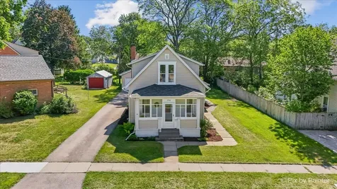 236 Short Street East Dundee IL 60118