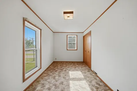 411 South Mckendrie Street Mount Morris IL 61054